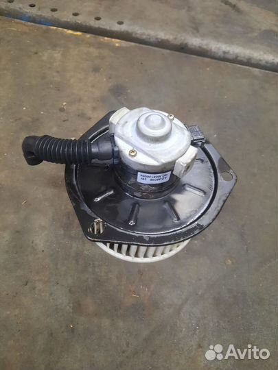 Моторчик печки Mitsubishi fuso fighter fk61