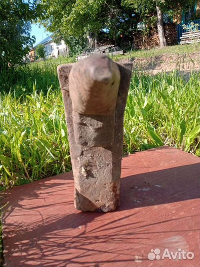 Наковальня древняя-17й век