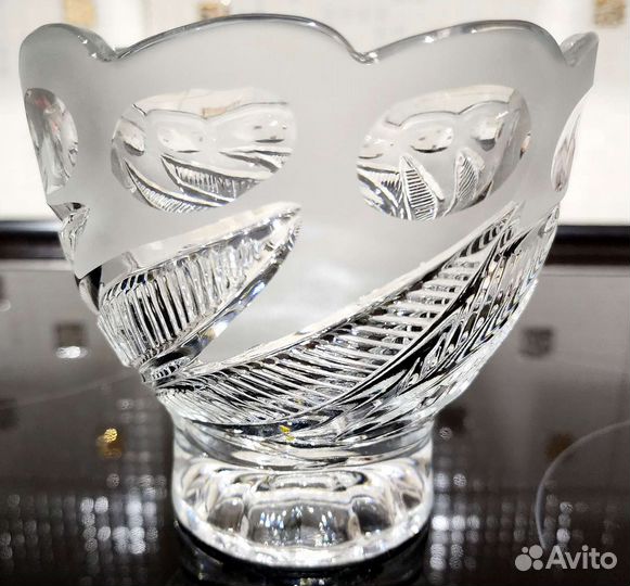 Хрустальная ваза