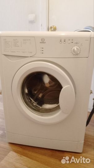 Стиральная машина indesit