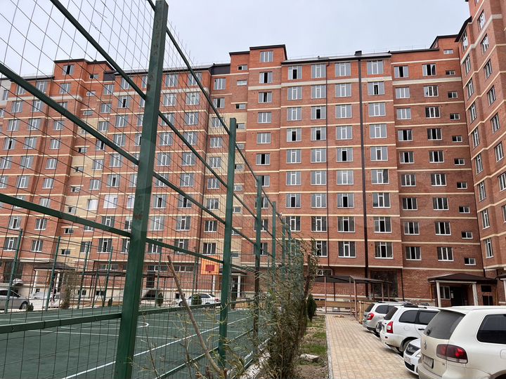 2-к. квартира, 86 м², 9/10 эт.