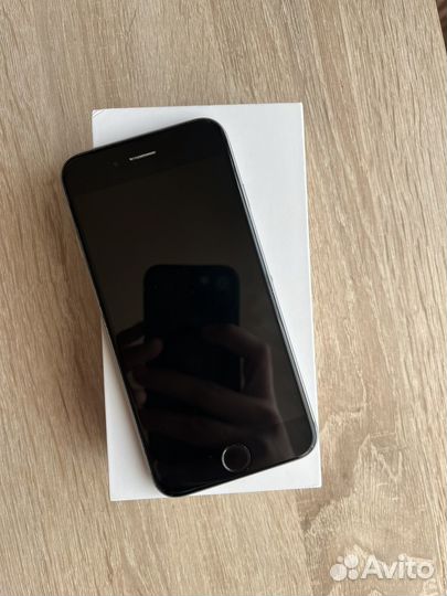 iPhone 6S, 64 ГБ