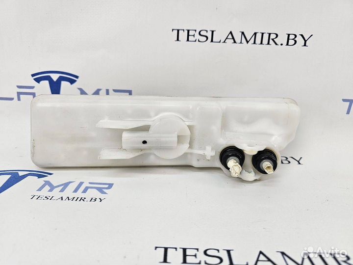 Бачок тормозной жидкости Tesla Model 3 2022