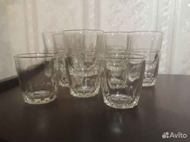 Стаканы, рюмки