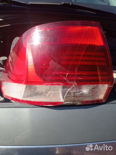 Фонарь задний левый volkswagen polo
