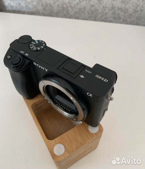Sony A6400 + объектив 18-135mm Как новый