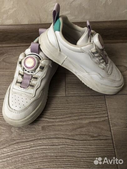 Кроссовки для девочки 26 размер