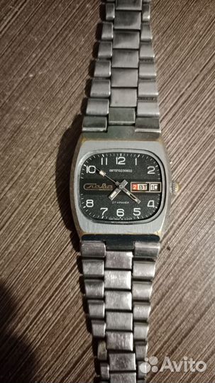 Часы механические Слава