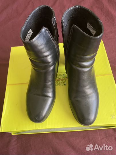 Полусапожки женские