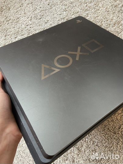 Sony playstation 4 limited edition 1 tb