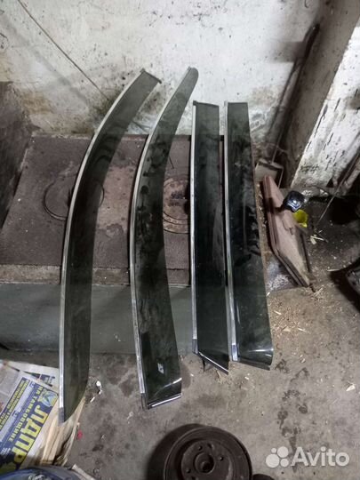 Ветровики для стёкол