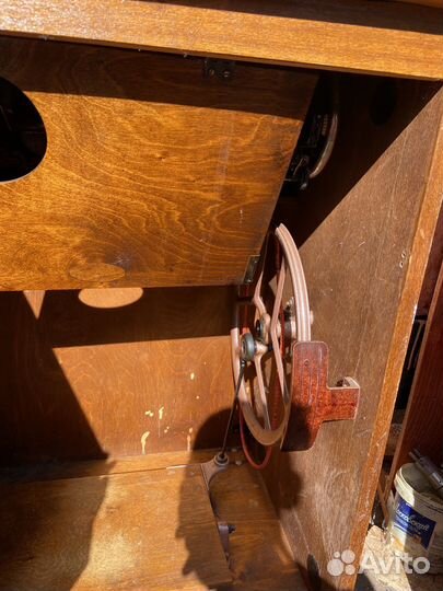 Швейная машинка подольск со столом