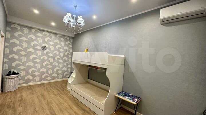 3-к. квартира, 54 м², 3/4 эт.