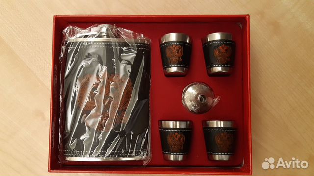 Набор подарочный фляга и рюмки
