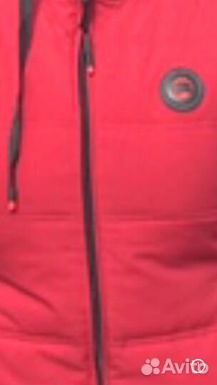 Жилетка женская теплая с капюшоном