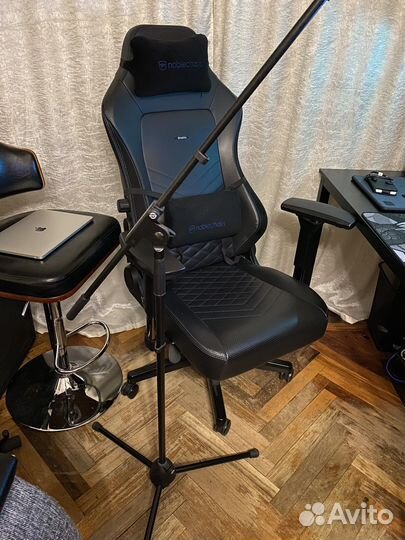 Микрофонная стойка K&M 27105-300-55