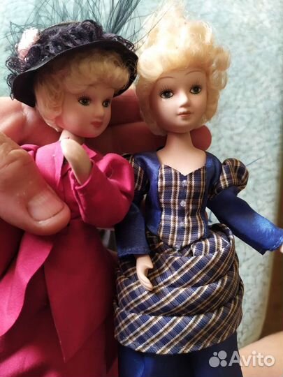 Куклы фарфоровые