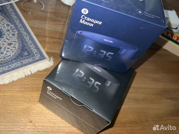 Яндекс станция мини с часами новая