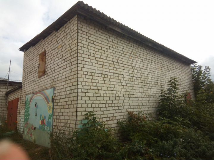 Гараж, > 30 м²