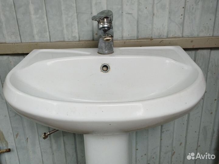 Раковина в ванную с тумбой бу