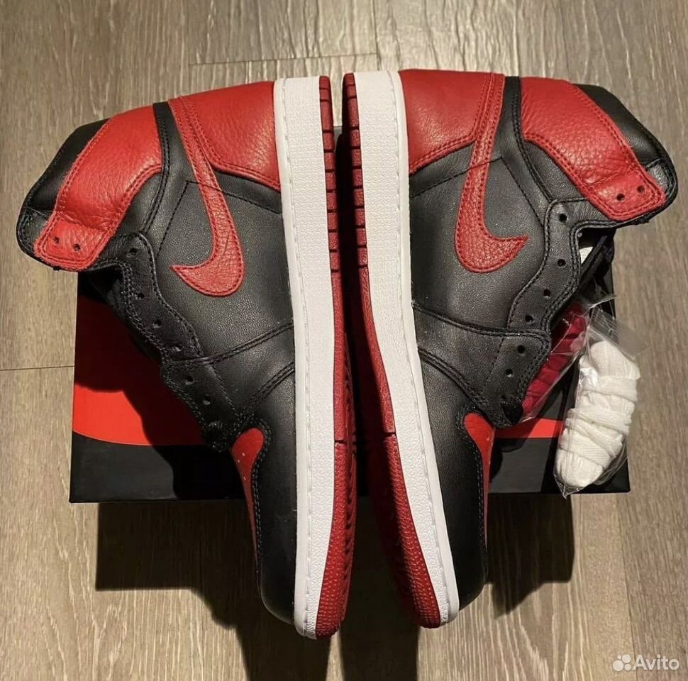 Nike Air Jordan 1 Retro High Bred Banned 2016