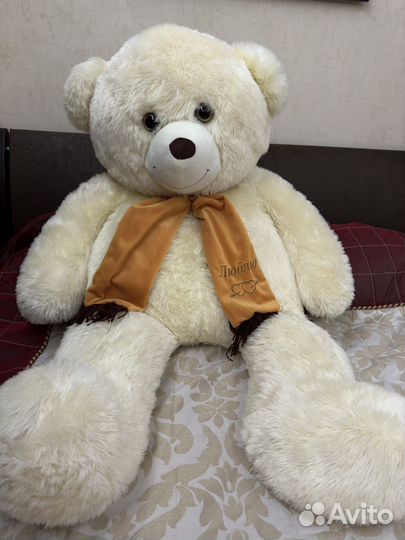 Плюшевый медведь