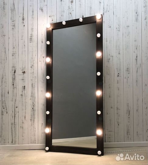 Зеркало с подсветкой