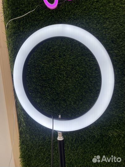 Кольцевая лампа со штативом