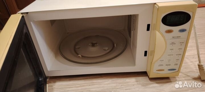 Микроволновая печь