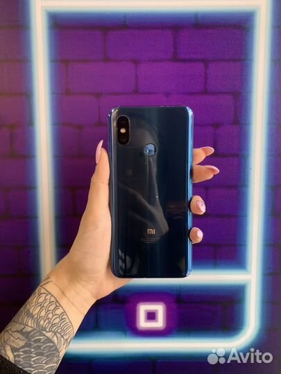 Xiaomi Mi 8, 6/64 ГБ