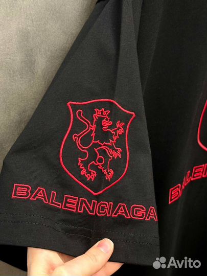 Футболка balenciaga