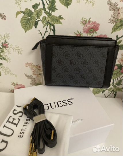 Сумка guess dagan