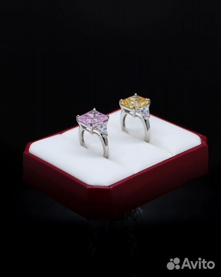 Золотое кольцо Graff