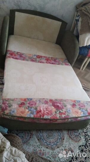 Диван -малютка