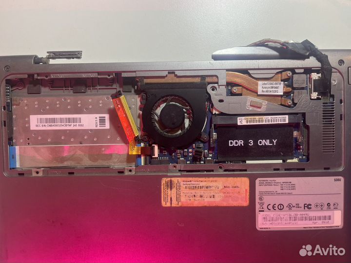 Ноутбук Samsung np530u3b рабочий но убитый корпус