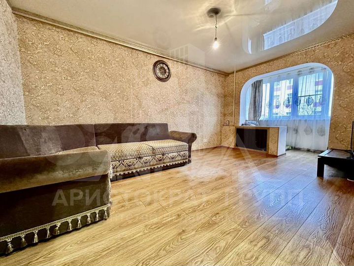 2-к. квартира, 55 м², 3/5 эт.