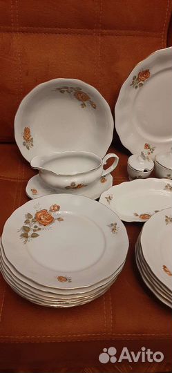 Сервиз столовый на 6 персон.польша
