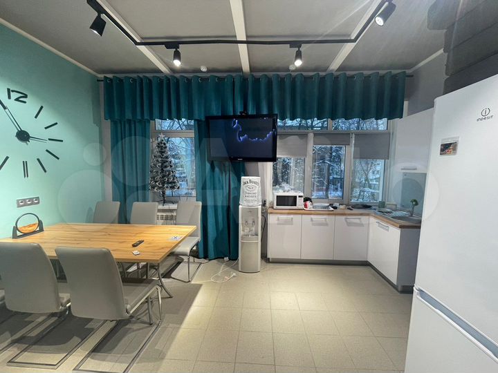 Комната 80 м², 2/4 эт.