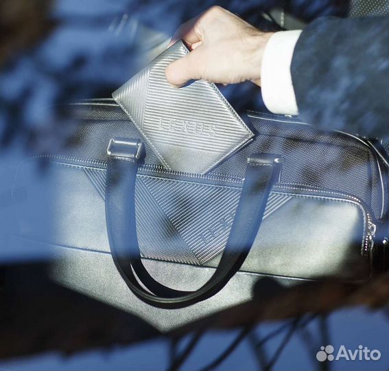 Кошелек Lexus