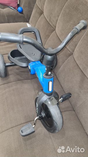 Трехколесный велосипед