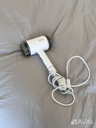 Фен bork plasma D 710 Белый