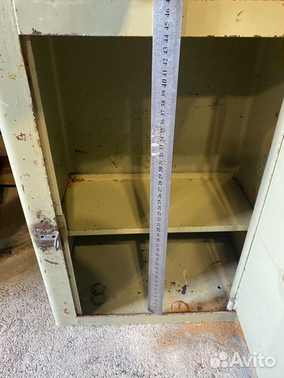 Сейф железный оружейный