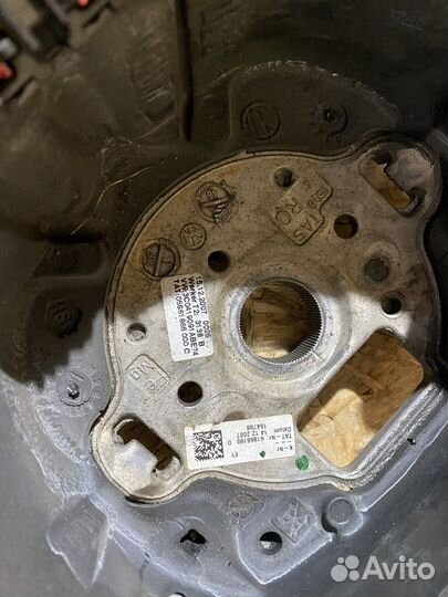 Рулевое колесо VW Passat B6 05-10