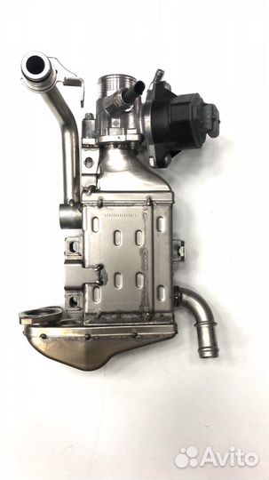 Радиатор системы EGR Mercedes OM654 2020год