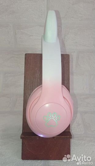 Детские беспроводные наушники светящимися ушками