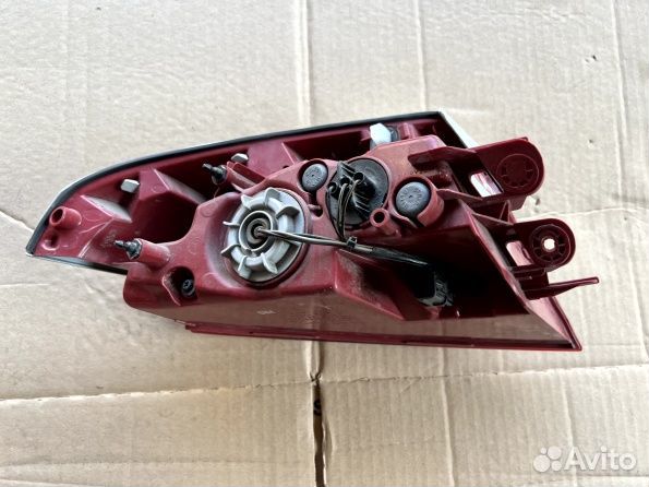 Фонарь задний kia stinger правый внешний