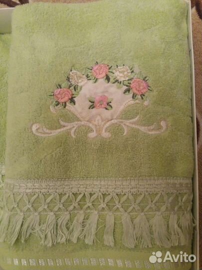 Махровые полотенца новые