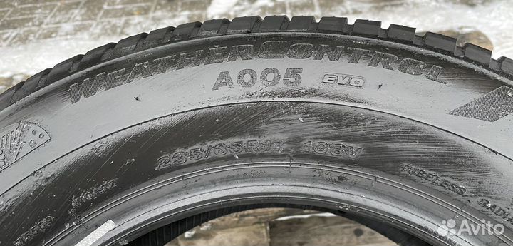 Bridgestone Weather Control A005 Evo 235/65 R17