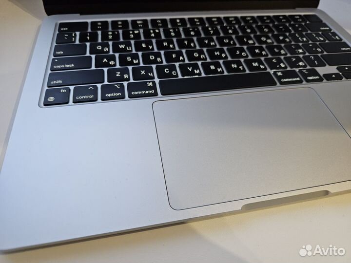 Apple MacBook Air 13 2022 m2 8 512