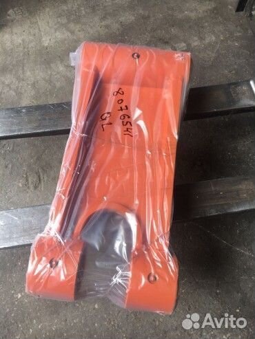 Трапеция ковш Hitachi zx250h-3